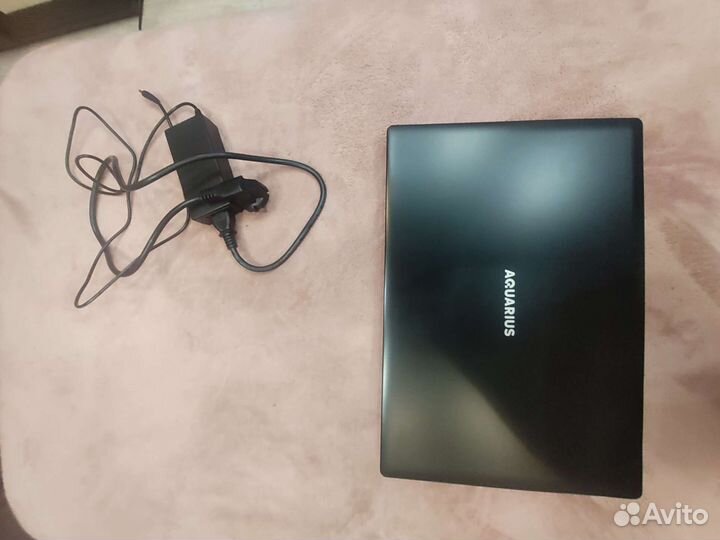 Ноутбук aquarius ns685u r11