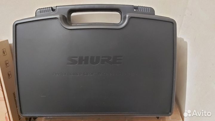 Радиомикрофон Shure Beta 58A c кейсом