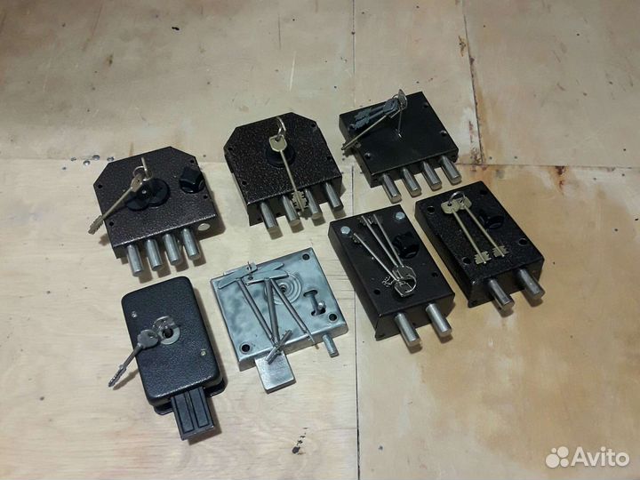 Замок накладной гаражные