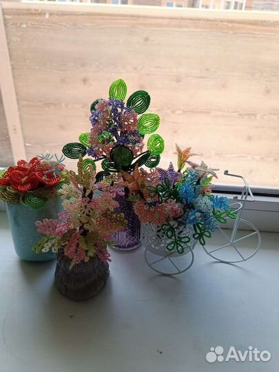 Цветы из бисера