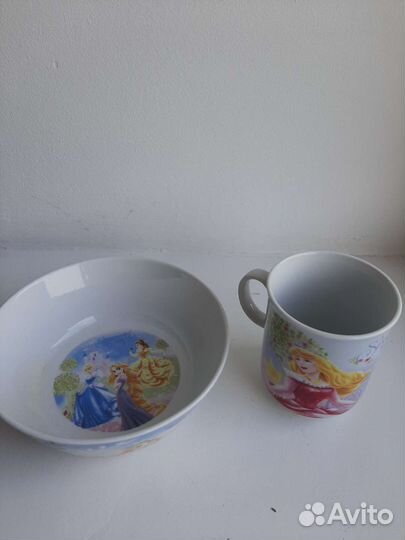 Кружки и чашки