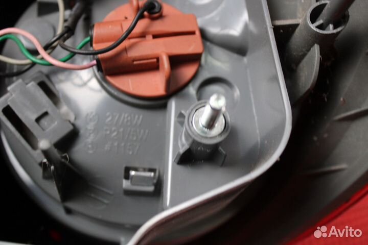 Фонарь задний левый Hyundai Avante HD D4FB 92401-2