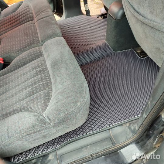 Комплект EVA ковриков на Chevrolet Blazer