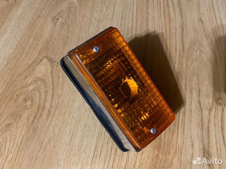 Поворотник на ваз 2101 левый