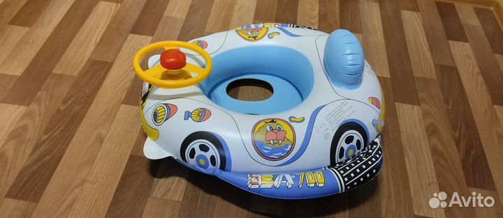 Надувной круг с рулем