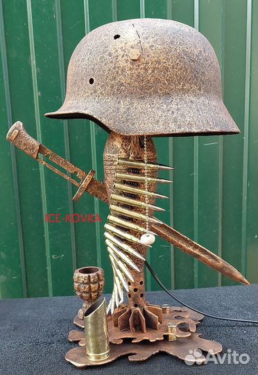 Антуражный ночник из немецкой каски и чешский штык