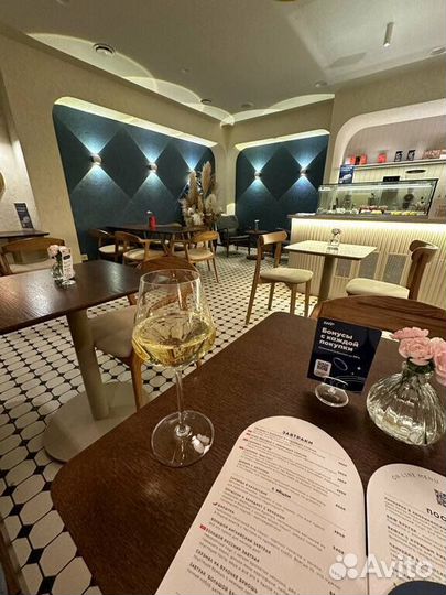 Кофейня на Патриках. Первая линия. Готовый бизнес