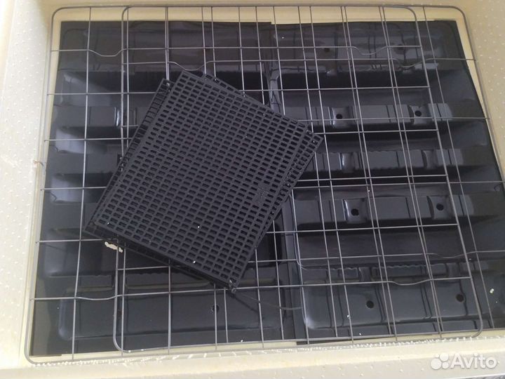 Инкубатор Золушка 70 яиц