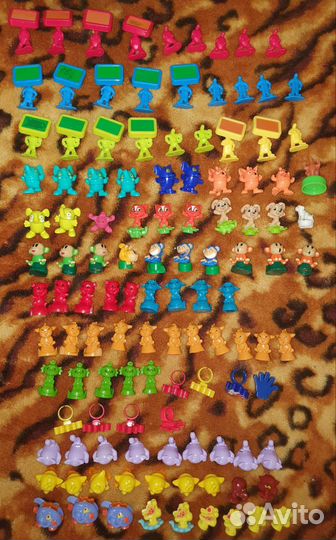 Киндер сюрприз лупы фломастеры мелки кисти