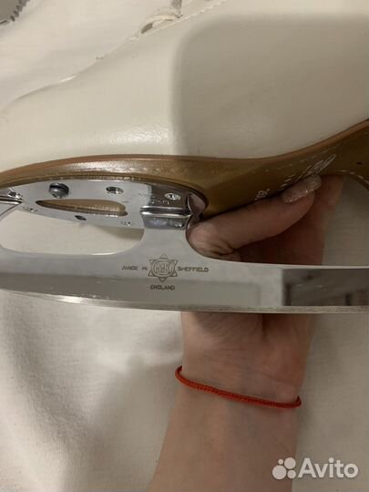 Фигурные коньки edea 260