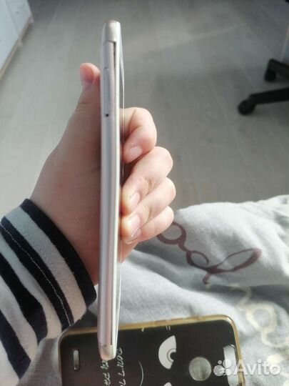 ZTE Blade V8 lite, 2/16 ГБ