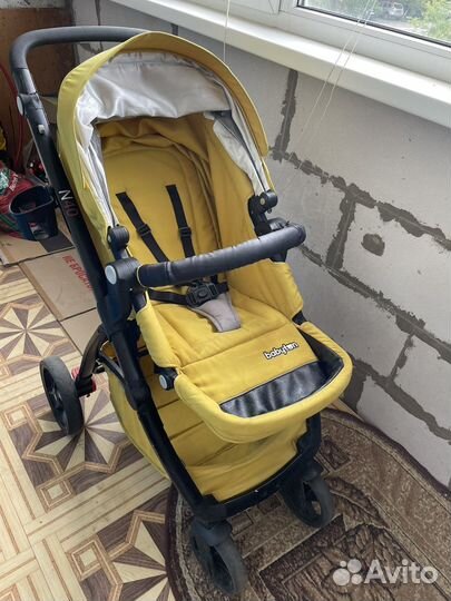 Прогулочная коляска