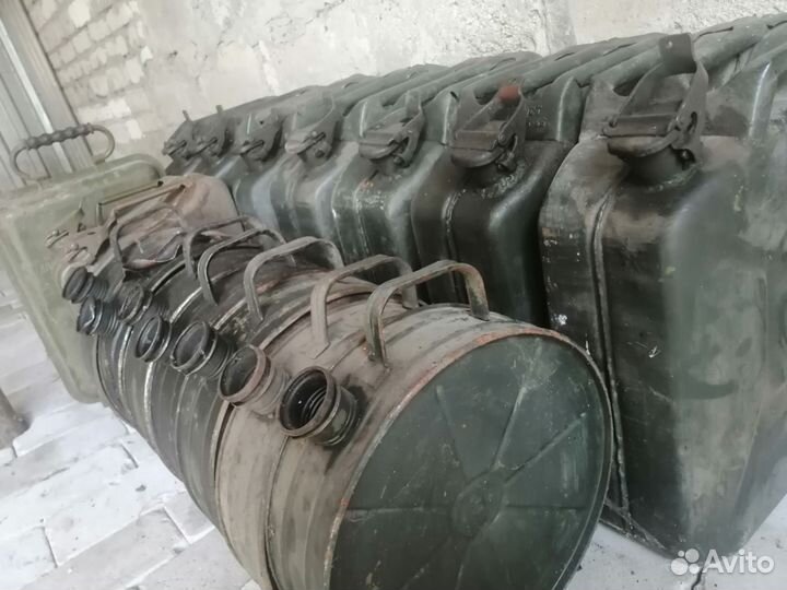 Железные канистры, СССР