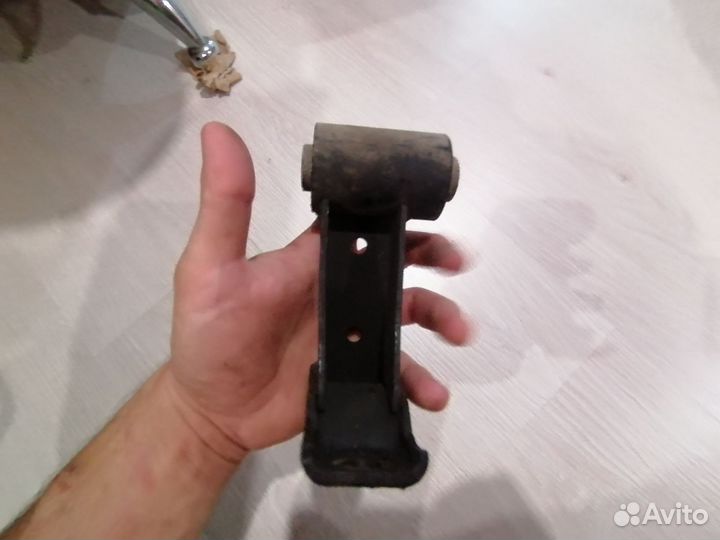 Кронштейн переднего стабилизатора Mercedes w163