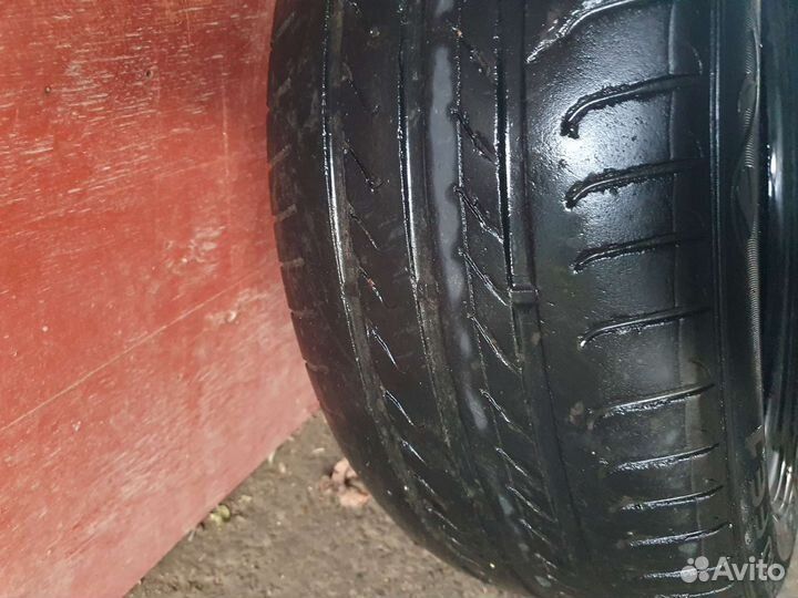 GT Radial Champiro FE1 205/55 R16