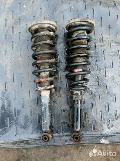 Kia Sorento передние стойки