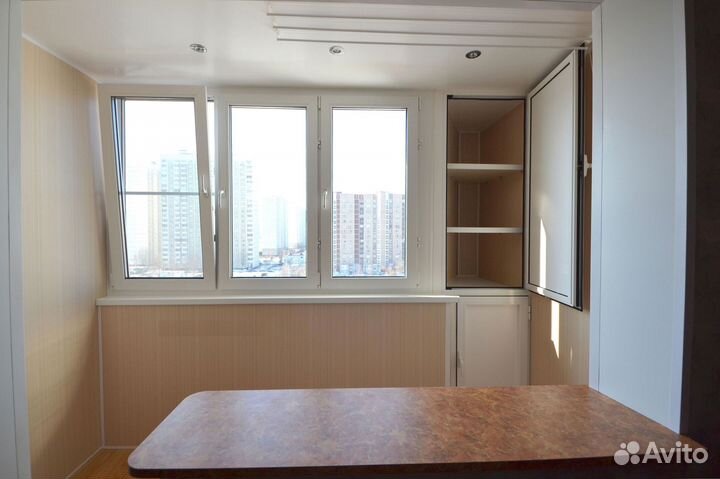 Остекление и отделка балконов