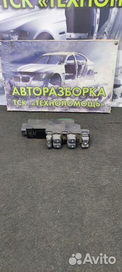 Блок управления стеклоподъемниками Volvo S80