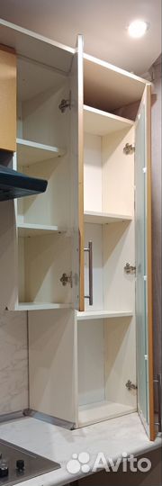 Навесные кухонные шкафы