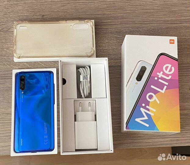 Xiaomi Mi 9 Lite, 6/64 ГБ