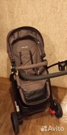 Прогулочная коляска