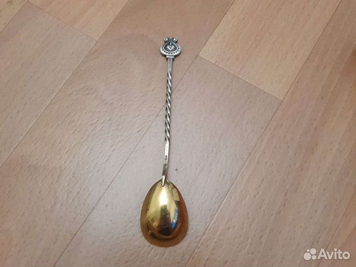 Серебряная чайная ложка