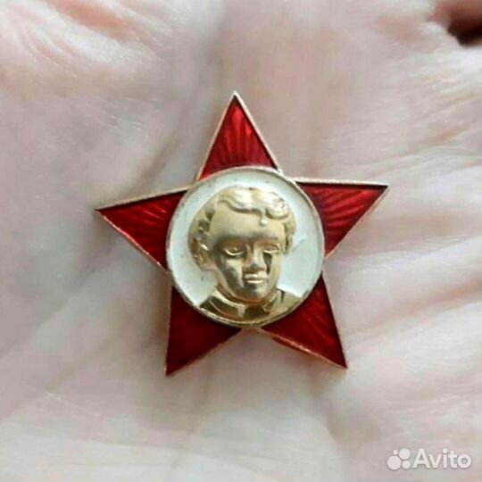 Значок октябренка СССР октябрятская звездочка