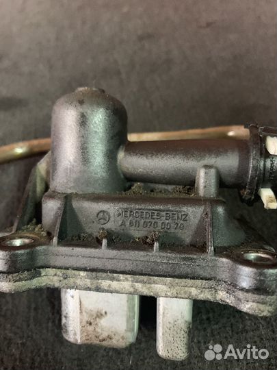 Радиатор топлива Mercedes A6110700079