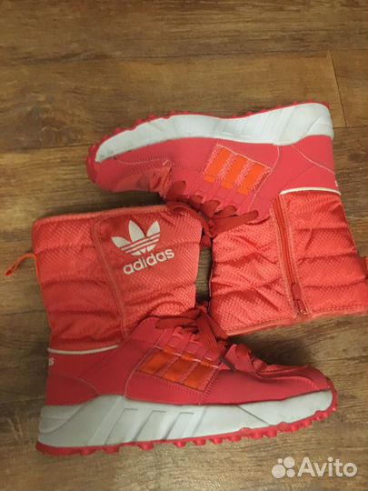 Дутики женские