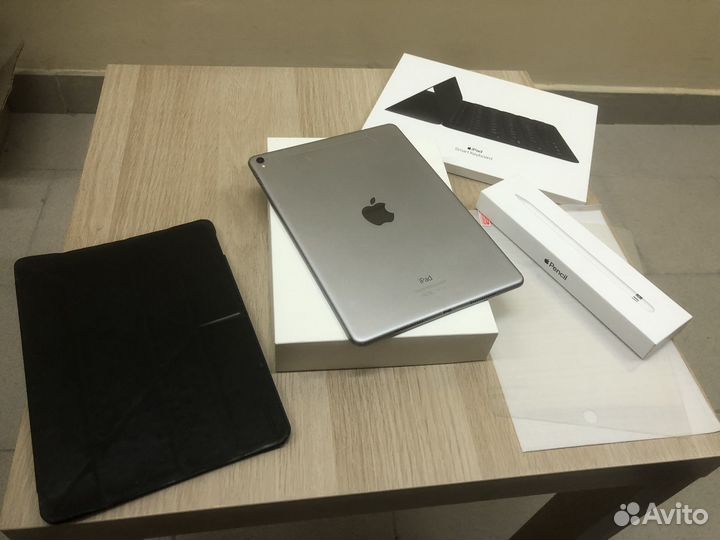 iPad Pro 9.7 128Gb LTE Procreate Чехол Все Работае