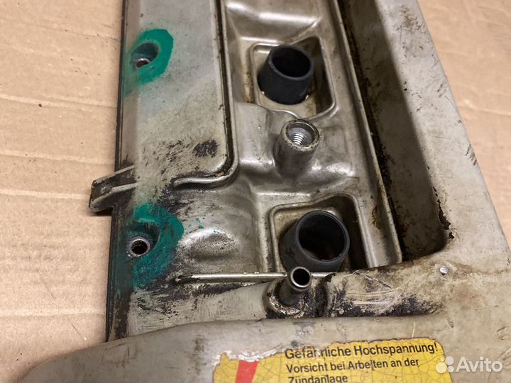 Клапанная крышка левая Mercedes w140 m119 трамблер