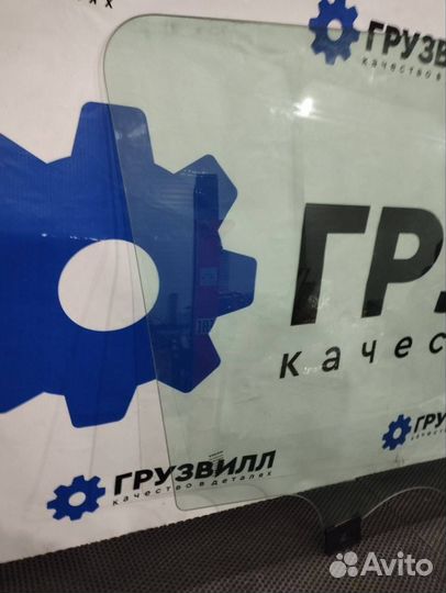 Стекло двери правой Volvo FH5 43R-001596