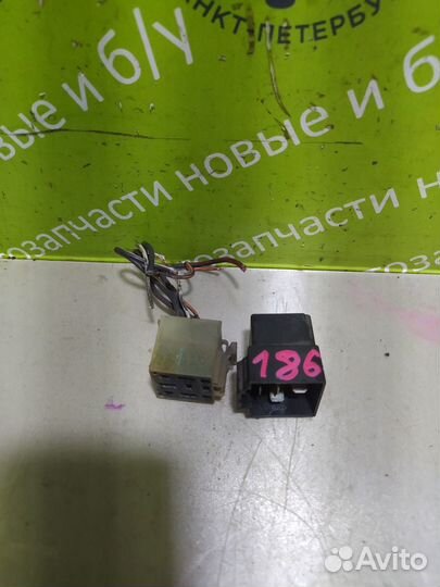 Реле Chrysler Lhs 3.5 1993