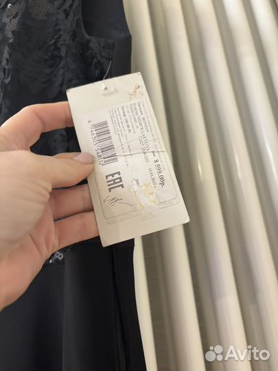 Платье monton 42