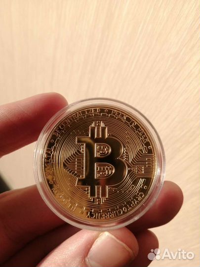 Монета Биткоин