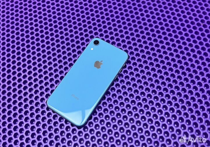 iPhone Xr, 64 ГБ