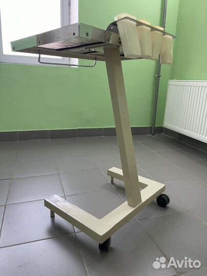 Столик
