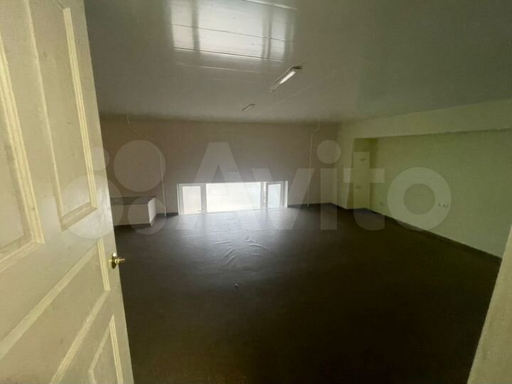 Свободного назначения, 180 м²