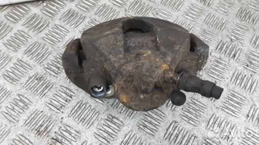 Суппорт тормозной передний правый ford focus 2 (8B