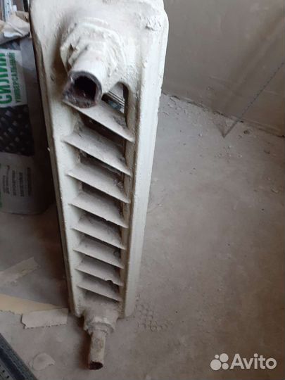 Батарея чугунная