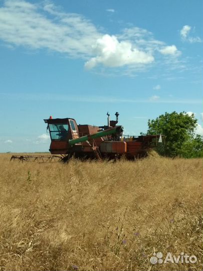 Комбайн Нива-Сельхозтехника СКА-5, 1990