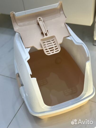 Закрытый лоток для кошек