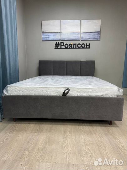 Кровать двуспальная 160х200