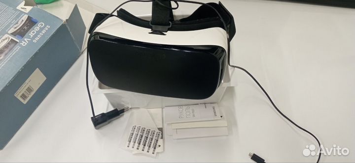 Очки виртуальной реальности Samsung Gear VR SM-R32