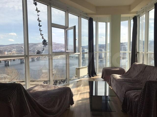 2-к. квартира, 65 м², 2/20 эт.