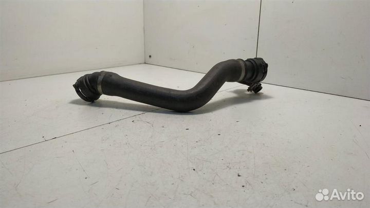 Патрубок системы охлаждения BMW 5 E60 E61