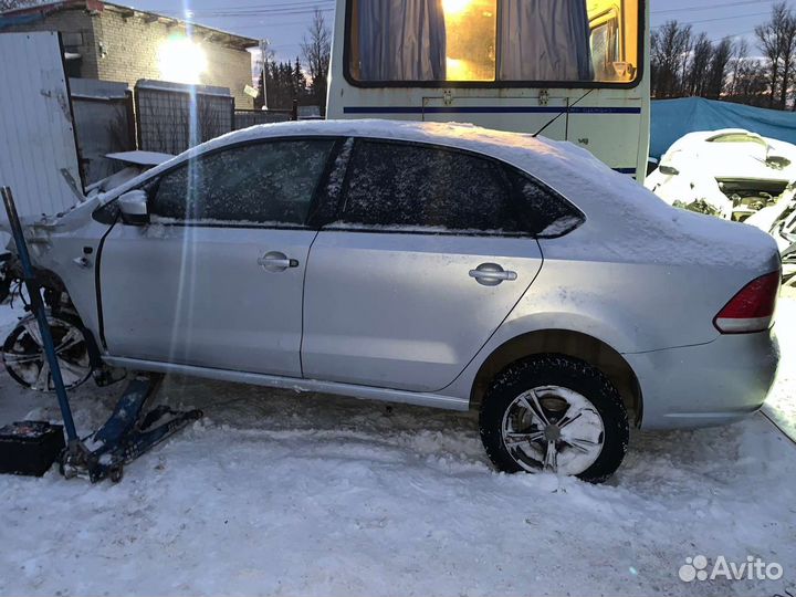 Задняя часть Volkswagen polo 5 v sedan