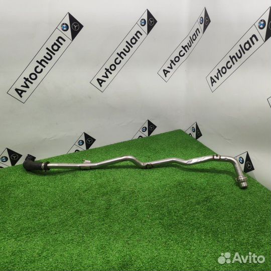 Патрубок системы охлаждения Mercedes-Benz