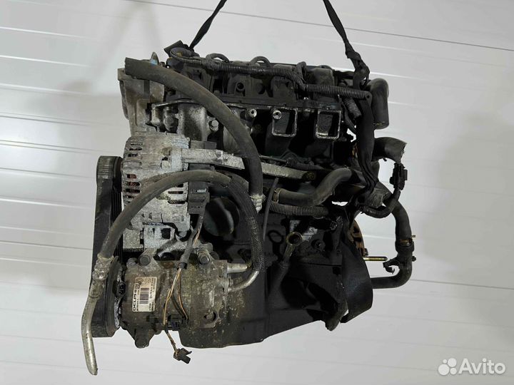 Двигатель Renault Scenic 1.6i K4M812