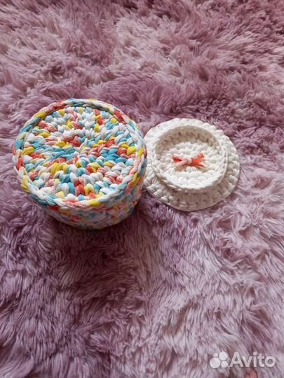 Корзинка трикотажная